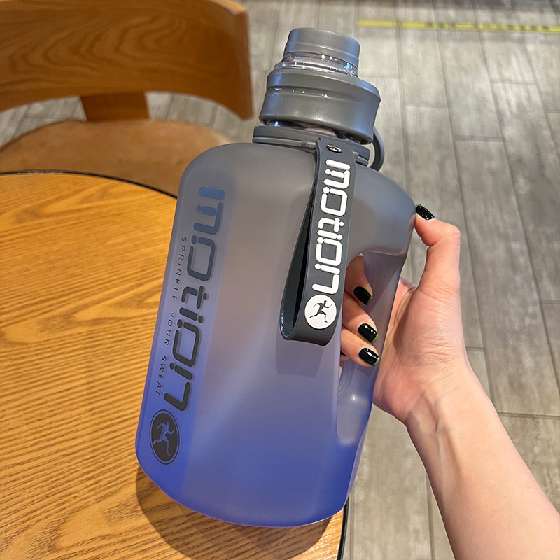 2000ml Large Water Bottle with Scale